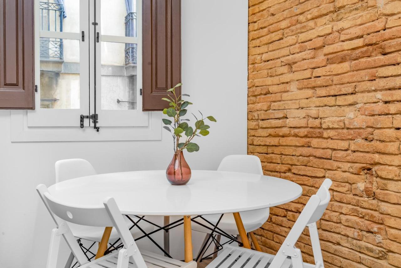 Sant Pau Ramblas Apartments Serennia Barcellona Esterno foto
